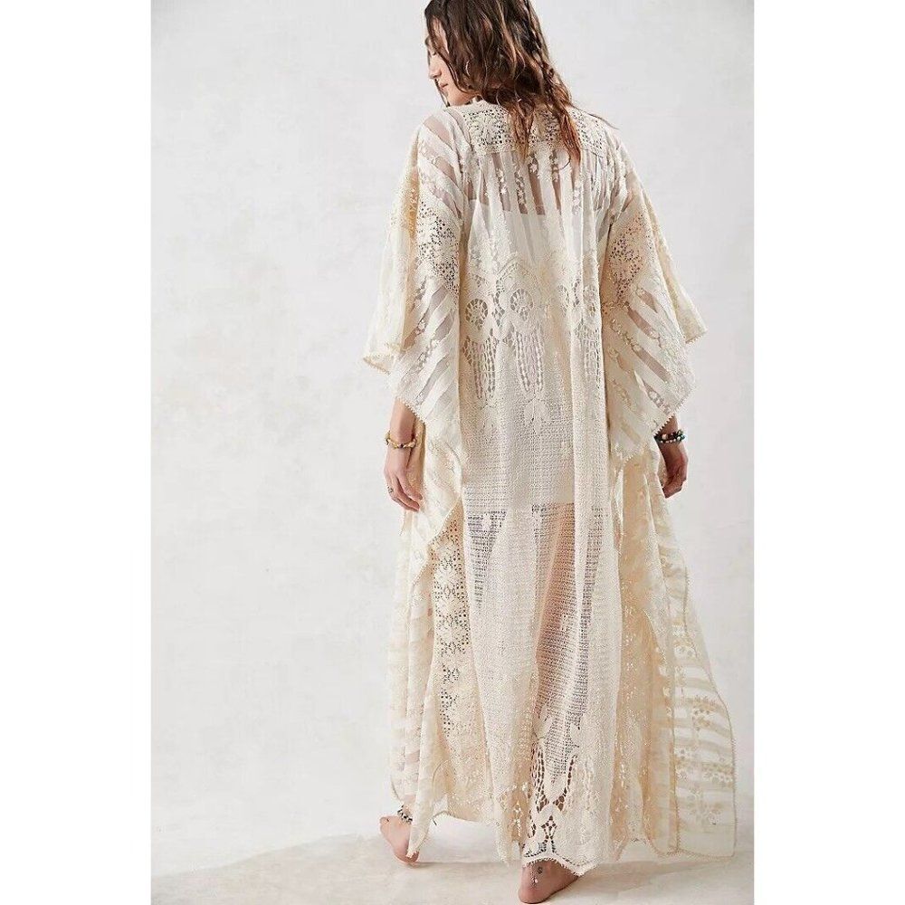 NWT FREE PEOPLE X ANNA SUI EUPHORIA LACE KAFTAN IN IVORY - Picture 2 of 4